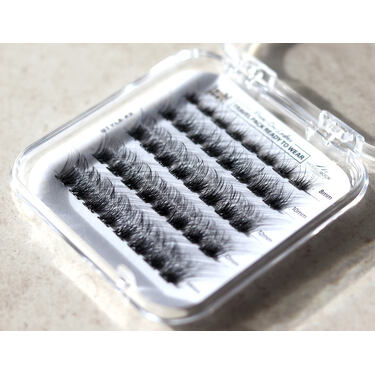 READY to WEAR Pre-Glued Cluster Lashes TRAVEL EDITION 'Style #2' - 40pk Clusters