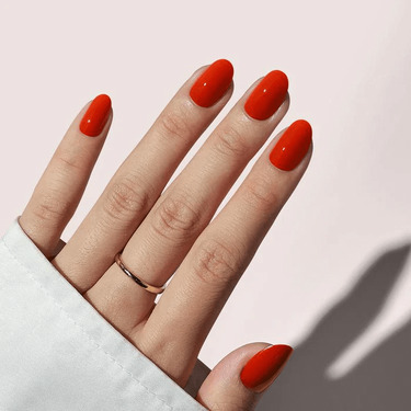 THE GOOD NAIL CO - Press-On Gel Nail Kit - 'SIMPLY RED' - Short Oval