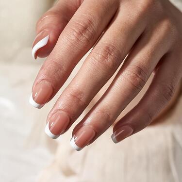 THE GOOD NAIL CO - Press-On Gel Nail Kit - 'OMBRE NUDE FRENCHIE' - Short Square